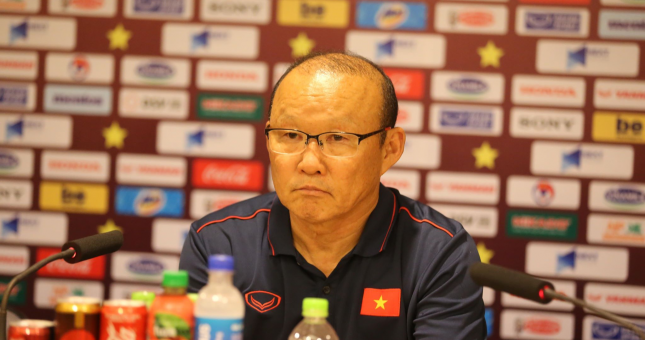 'Cong Phuong, Van Hau performed well tonight', says Park Hang-seo