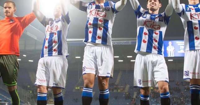 Van Hau stays in Heerenvene, unable to serve U23 Vietnam in AFC U23 Championship