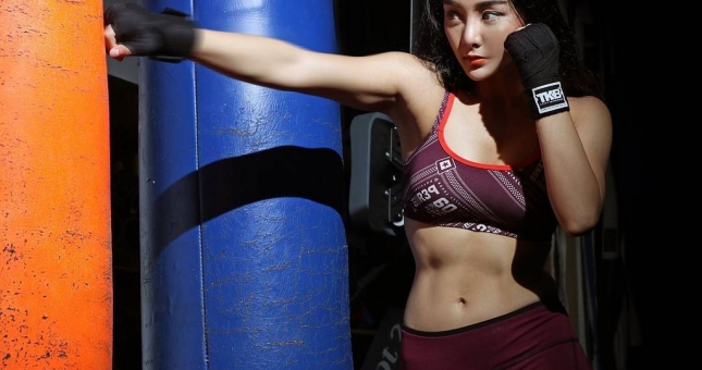 VIDEO: Rika Ishige - Mỹ nhân trong làng võ thuật MMA