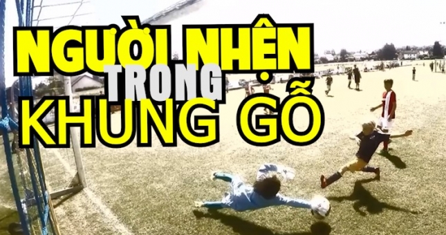 VIDEO: Thủ môn 7 tuổi bắt bóng điệu nghệ, bay lượn cực chất trong khung gỗ