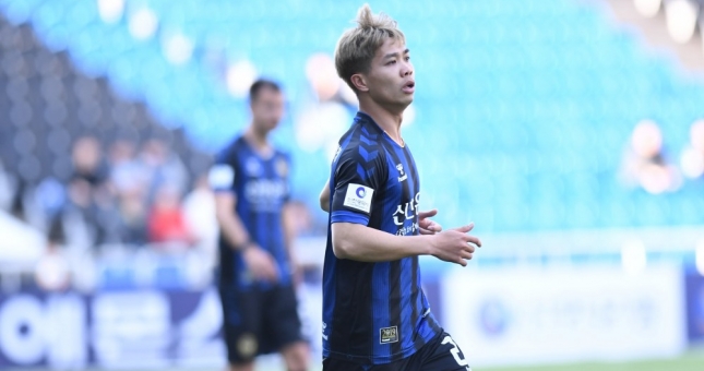 Công Phượng dự bị, Incheon United tiếp tục thua thảm