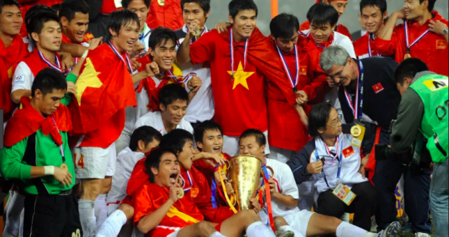 Thái Lan từng cướp Henrique Calisto khỏi tay Việt Nam như thế nào?