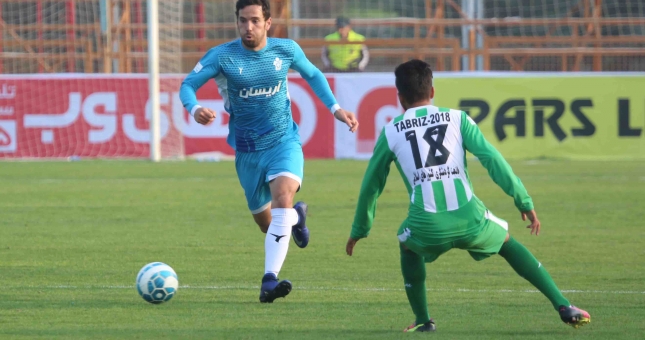 Sao Iran gia nhập Hà Nội FC trong ngày cuối cùng của kỳ chuyển nhượng