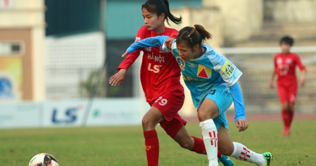 Hà Nội thắng trận trong ngày sân Hà Nam gặp sự cố mất điện