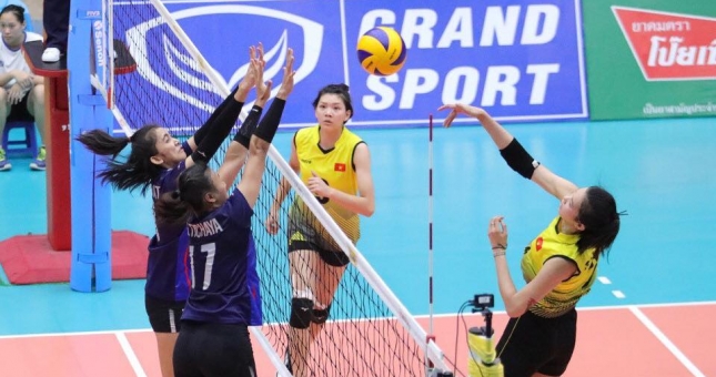 Bóng chuyền nữ Việt Nam thua trắng 3 set trước Philippines