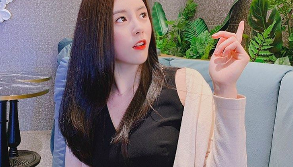 Vẻ đẹp của 2 chị em sinh đôi đẹp nhất bóng chuyền Hàn Quốc