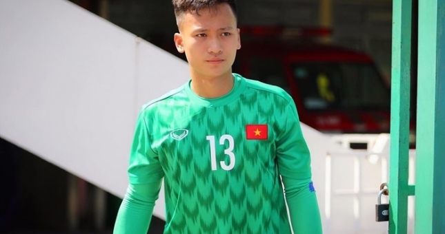 VIDEO: Pha cứu thua không tưởng của thủ môn U21 VN trước SV Nhật Bản