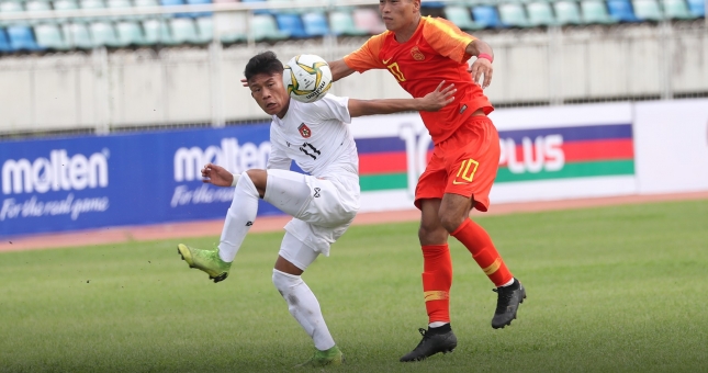 Dứt điểm tệ, U19 Trung Quốc nhọc nhằn vượt ải U19 Singapore