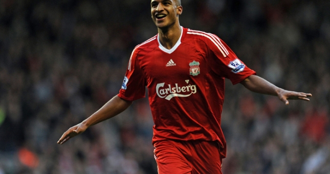 Cựu sao Liverpool đã đến CLB TPHCM