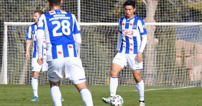 Đoàn Văn Hậu ra sân giúp Heerenveen đánh bại đối thủ ở giải VĐQG Hà Lan