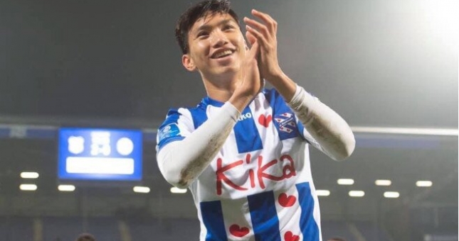 Phóng viên Thái: 'Tôi khẳng định Văn Hậu là bản hợp đồng thương mại'