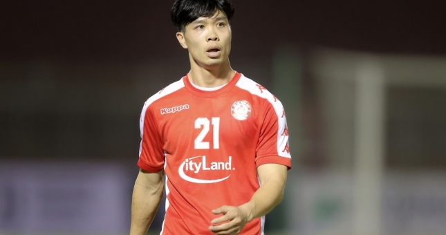 VIDEO: Những pha solo của Công Phượng trước vòng vây các cầu thủ Yangon Utd