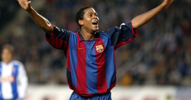 Lee Nguyễn từng thi đấu cùng huyền thoại vĩ đại nhất nhì Barcelona