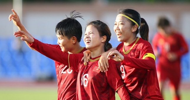 Đội tuyển nữ Việt Nam thua đậm U16 nam PVF