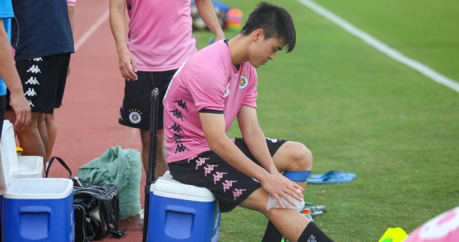 Đỗ Duy Mạnh được tạo điều kiện tốt nhất hồi phục chấn thương