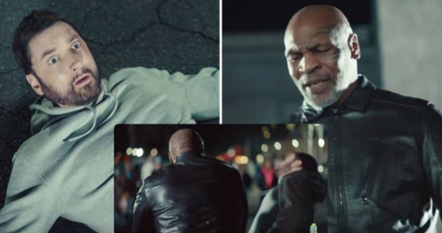 Huyền thoại Mike Tyson tung cú đấm knock out rapper Eminem