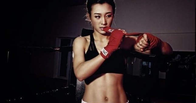 Ngắm vẻ đẹp của hot girl boxing Việt Nam giành HCV SEA Games