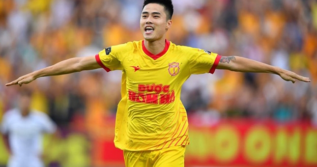 Cựu tuyển thủ U23 Việt Nam dính chấn thương nặng