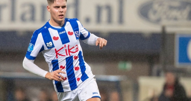 Đồng đội của Văn Hậu xuất sắc hơn cầu thủ Hà Lan đắt giá nhất lịch sử?