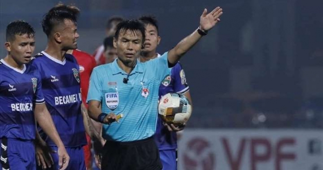 Số trọng tài FIFA của Việt Nam kém Malaysia, thua xa Thái Lan