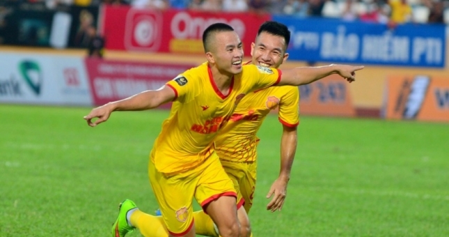 Người khiến Tuấn Anh lu mờ đặt mục tiêu lên tuyển Việt Nam