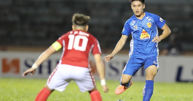 Ngoại binh toả sáng, Hà Tĩnh ghi danh vào tứ kết Cúp QG