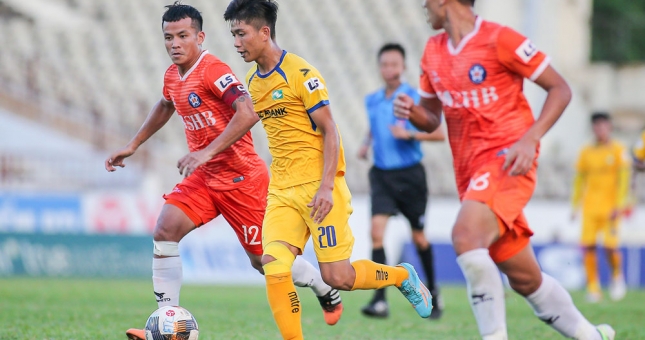 Ai gây ấn tượng với HLV Park Hang Seo ở vòng 3 V-League 2020?