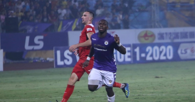Hà Nội FC gặp bất lợi cực lớn sau chiến thắng trước HAGL