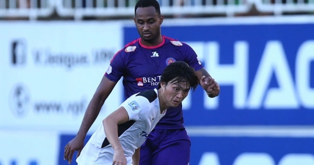 Trợ lý HLV Sài Gòn: 'Cầu thủ HAGL rất tích cực phạm lỗi'