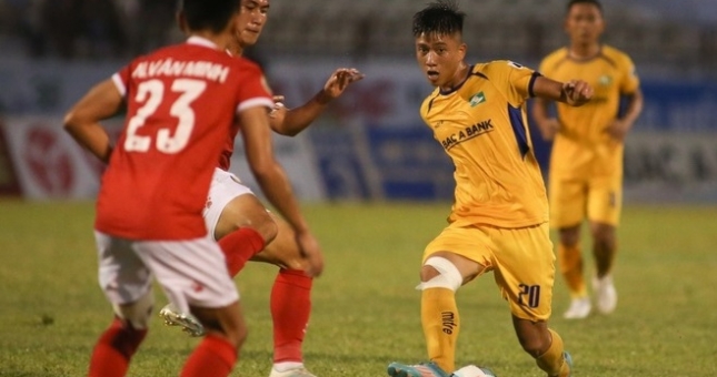 HLV HL Hà Tĩnh: '8 cầu thủ cũng không cản được Phan Văn Đức'