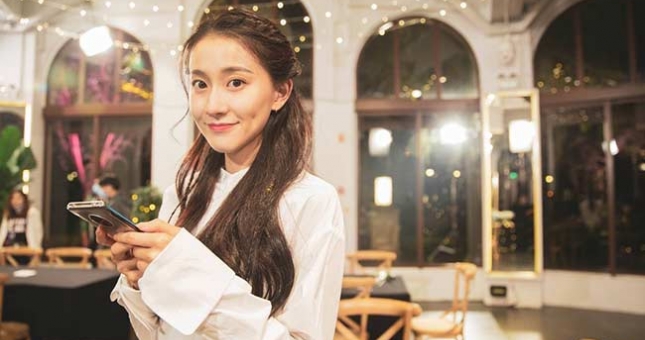 Ngắm vẻ trẻ trung xinh đẹp của nữ thần thể thao Trung Quốc