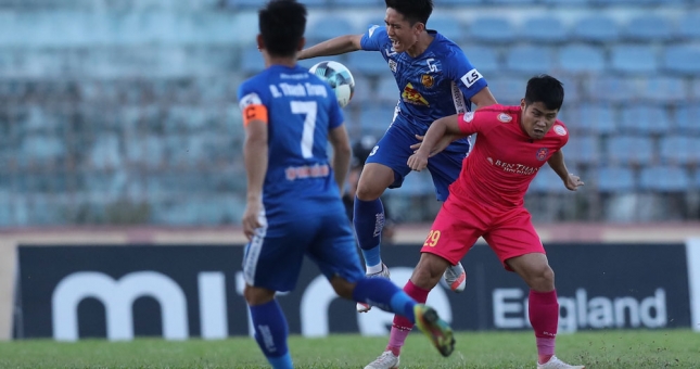 Chủ tịch CLB Quảng Nam lo lắng trước viễn cảnh V-League sớm kết thúc