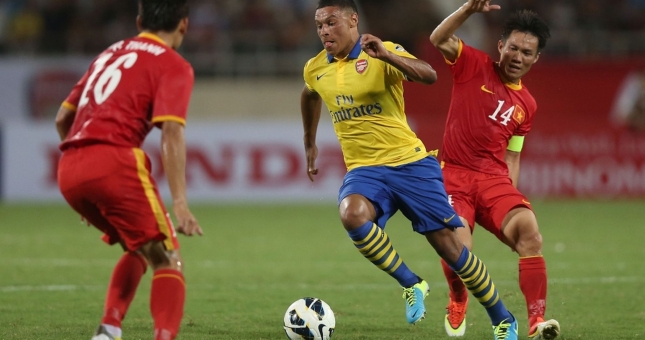 VIDEO: Tiền vệ Liverpool từng lập siêu phẩm vào lưới ĐT Việt Nam