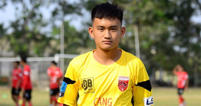 HLV Park Hang Seo đau đầu vì 'tiểu Lampard'