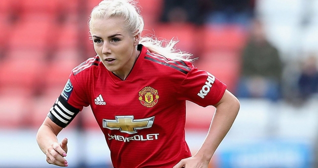 Chia tay Man Utd, nữ trung vệ xinh đẹp giành chức vô địch C1 châu Âu