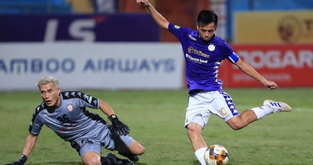 HLV Dương Hồng Sơn: 'Bùi Tiến Dũng cần sửa kỹ thuật cơ bản'