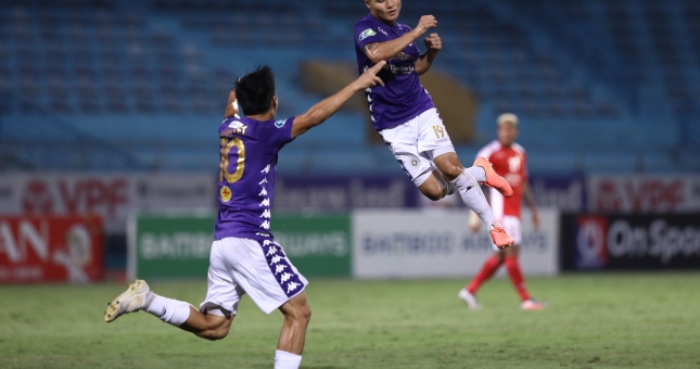 BLV Quang Tùng: 'Viettel có thể kiềm tỏa được Quang Hải'