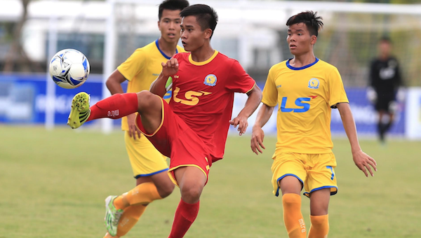 U17 SLNA vào chung kết sau loạt penalty cân não