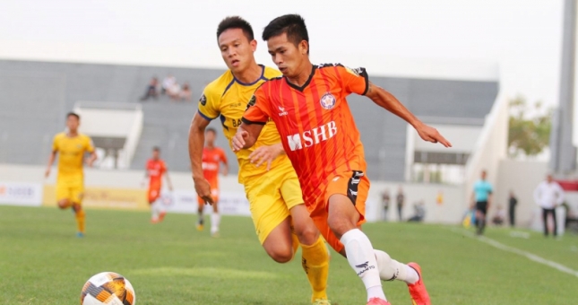 Phan Văn Đức dự bị, SLNA thua bạc nhược Đà Nẵng