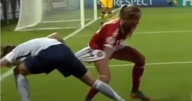 VIDEO: Những màn 'tấu hài' cực mạnh của các nữ cầu thủ