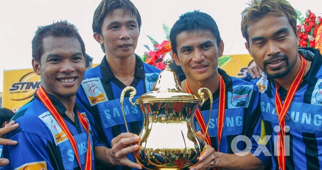 VIDEO: Trận đấu lịch sử của HAGL khi Kiatisak còn thi đấu