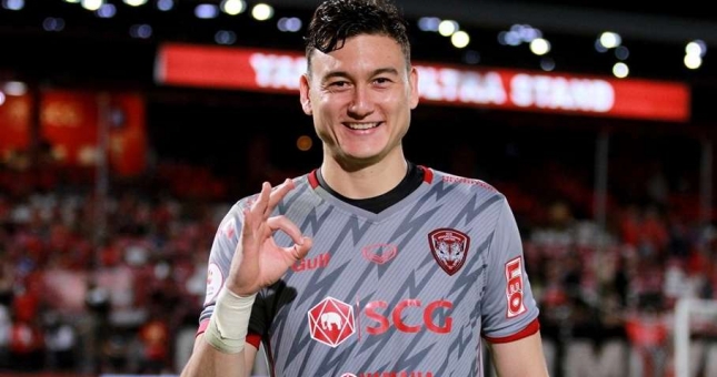 Văn Lâm và đồng đội không thắng trận thứ 3 liên tiếp