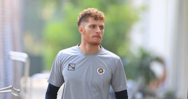 Ngoại binh hay nhất V-League 2020 dính chấn thương