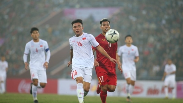 VIDEO: Bộ đôi Việt Cường - Thanh Minh phối hợp gỡ hòa cho U22 Việt Nam