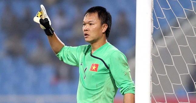 VIDEO: Màn trình diễn 'thượng hạng' của thủ môn duy nhất giành QBV Việt Nam