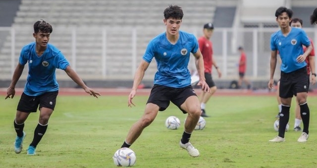 Cầu thủ Indonesia được Manchester United và Everton theo đuổi