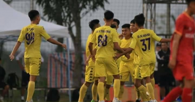 Hà Nội hủy diệt CAND ở vòng loại U19 Quốc gia 2021