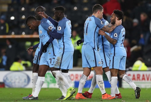 Ngoại hạng Anh 2016/17 và những thống kê đầy bất ngờ