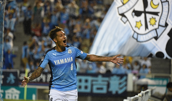 Đội bóng cũ của Công Vinh chiêu mộ thành công cựu sao EPL