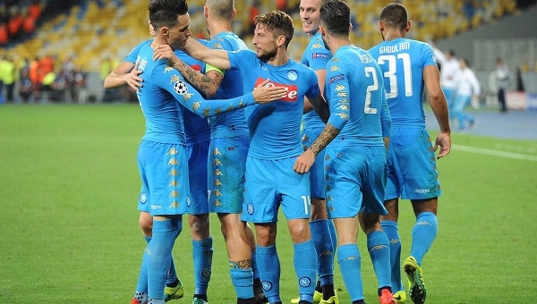 Highlights: Napoli 2-0 Nice (Playoff - Champions League)